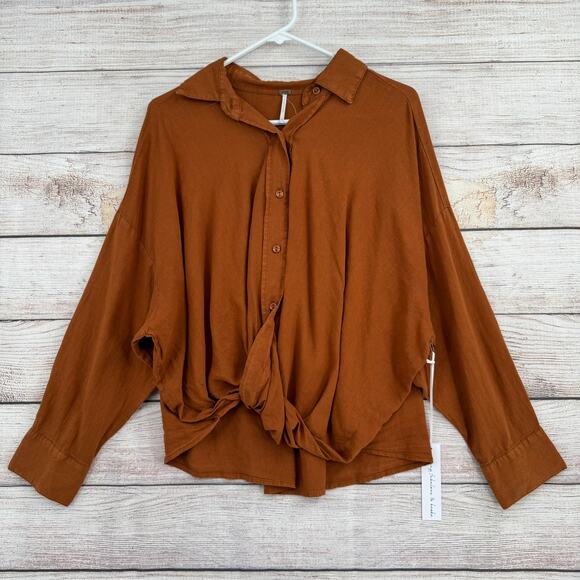Young Fabulous & Broke Button Down Blouse Womens Medium Brown Twist Front NEW - Picture 1 of 11